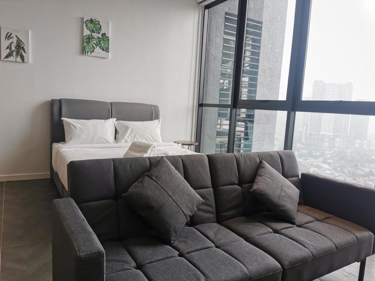 Scarletz Suites Klcc By De Harlequins Guesthouse Kuala Lumpur Eksteriør bilde