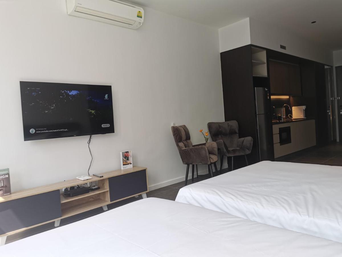 Scarletz Suites Klcc By De Harlequins Guesthouse Kuala Lumpur Eksteriør bilde