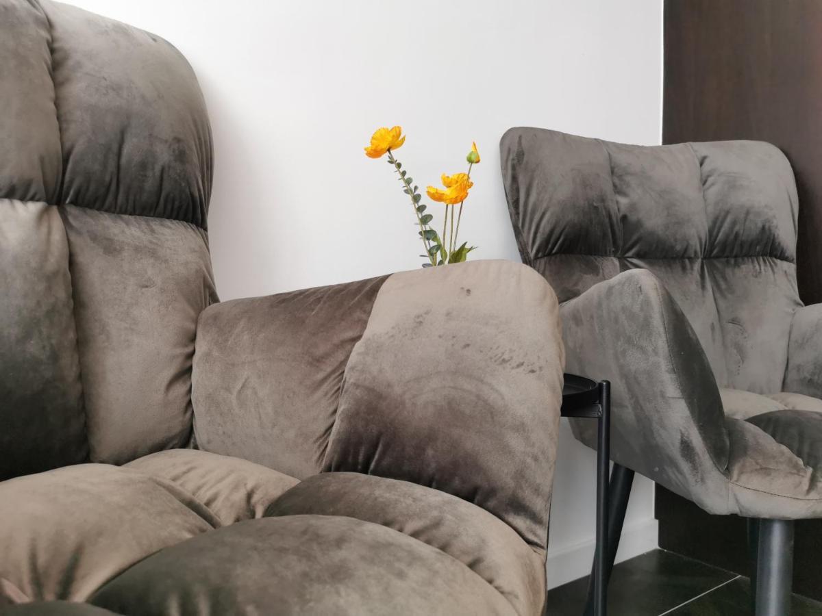 Scarletz Suites Klcc By De Harlequins Guesthouse Kuala Lumpur Eksteriør bilde