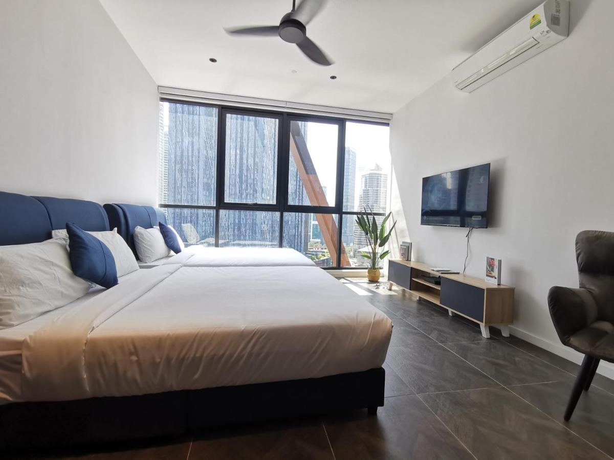 Scarletz Suites Klcc By De Harlequins Guesthouse Kuala Lumpur Eksteriør bilde