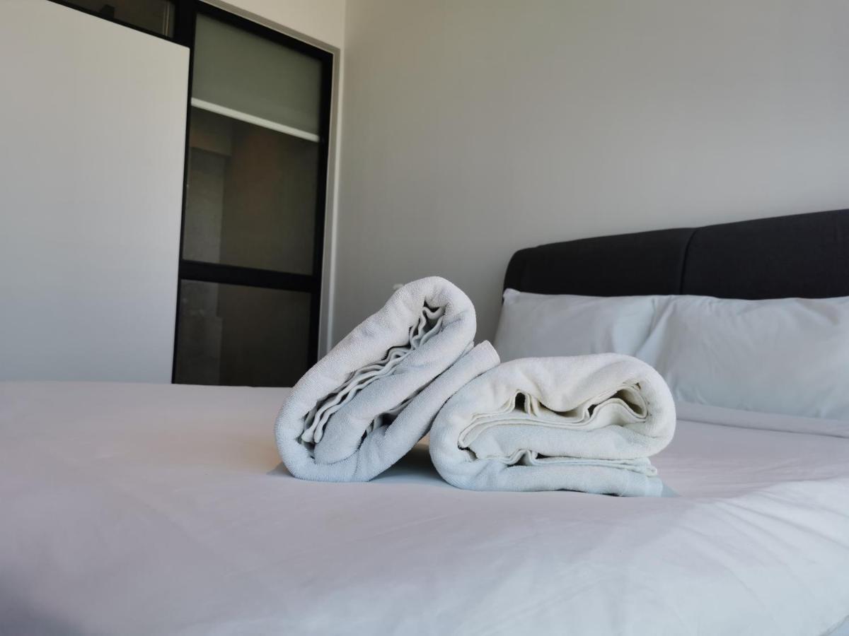 Scarletz Suites Klcc By De Harlequins Guesthouse Kuala Lumpur Eksteriør bilde
