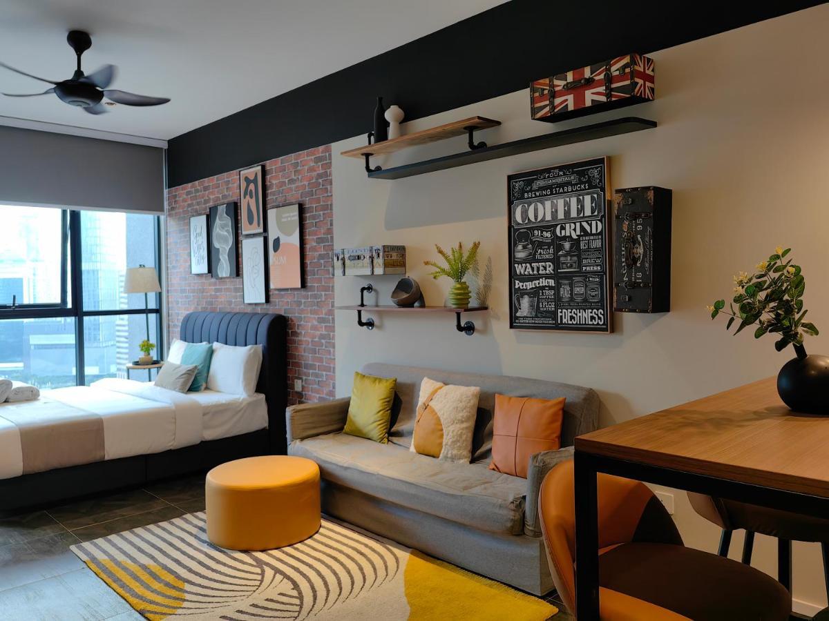 Scarletz Suites Klcc By De Harlequins Guesthouse Kuala Lumpur Eksteriør bilde