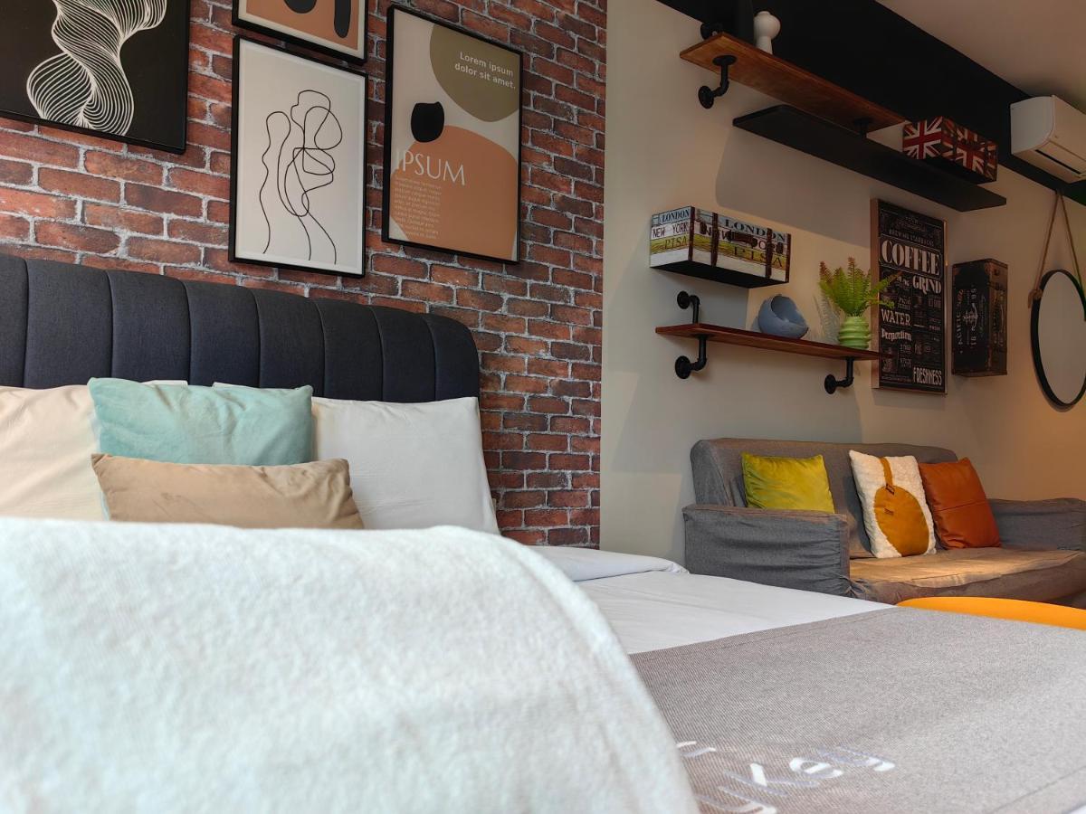 Scarletz Suites Klcc By De Harlequins Guesthouse Kuala Lumpur Eksteriør bilde