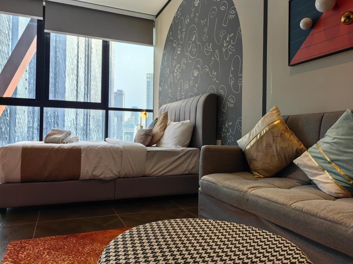 Scarletz Suites Klcc By De Harlequins Guesthouse Kuala Lumpur Eksteriør bilde